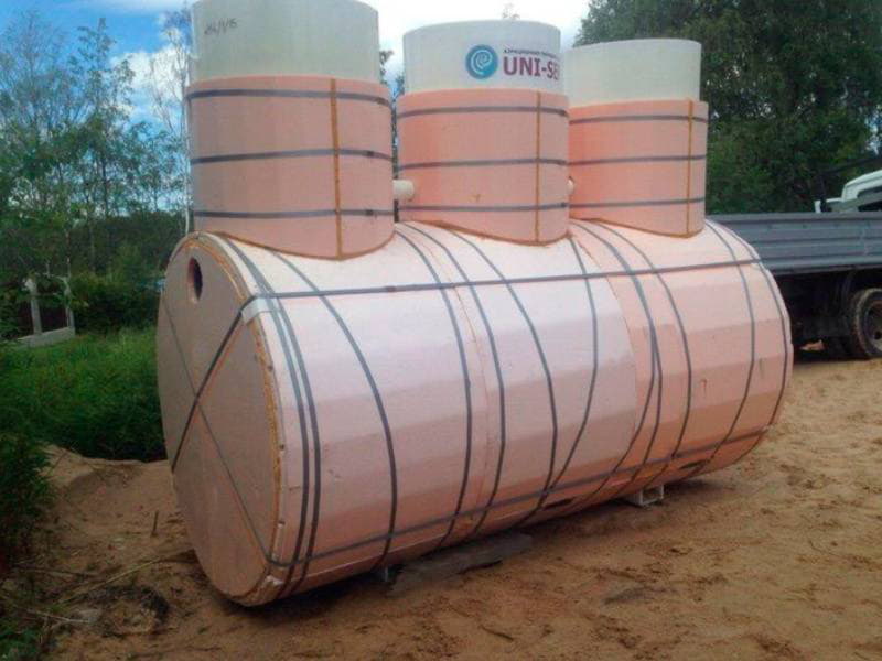 Утеплені каналізаційні труби взимку