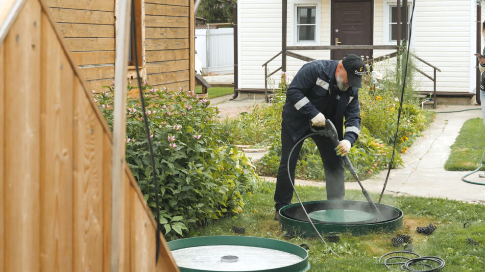 відкачування септика асенізаторською машиною у Хмельницькому