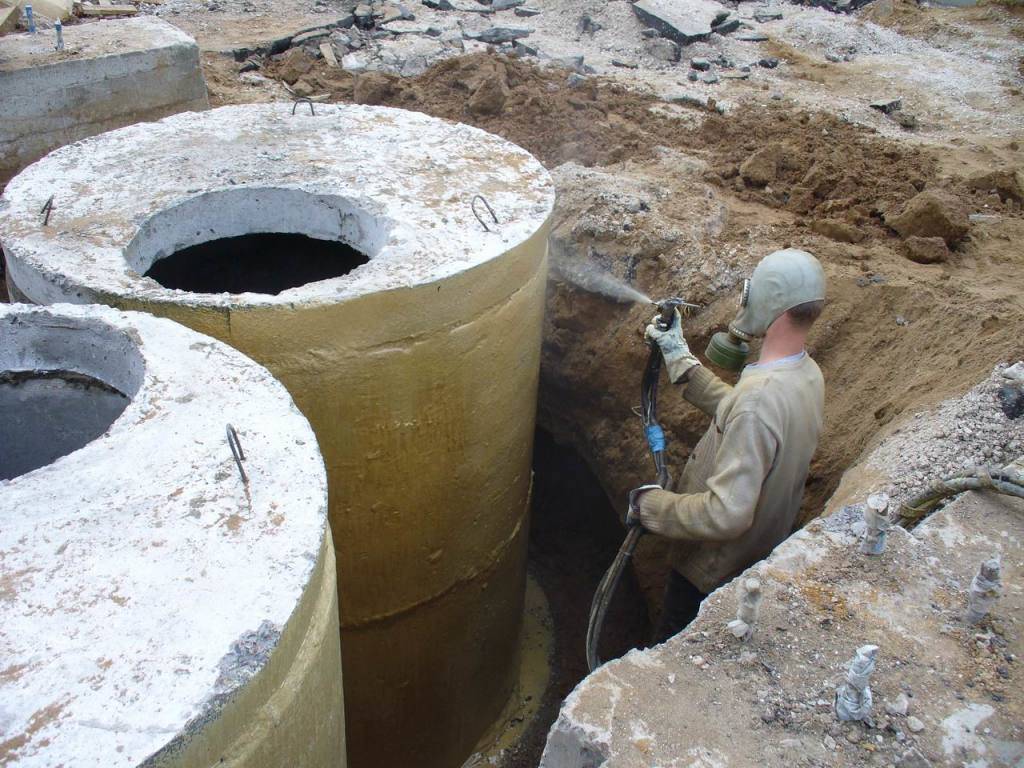 герметизація стиків бетонних кілець септика